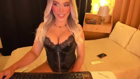 IM YOUR TRUE GODESS Lilymonstercock online show from July 17, 2:52 pm