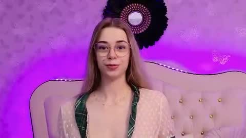      online show from July 31, 3:18 am
