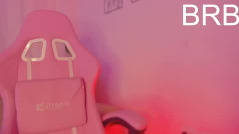 Lily  online show from May 15, 9:50 am