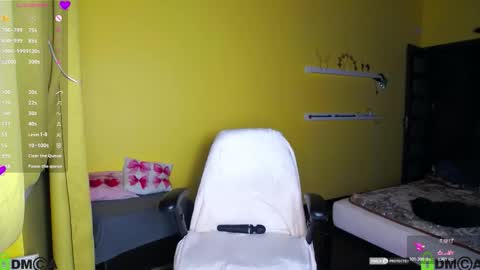 Lily online show from December 21, 8:15 pm