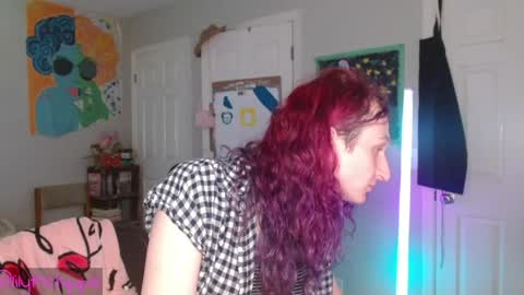 lilythehippie online show from May 3, 10:27 pm