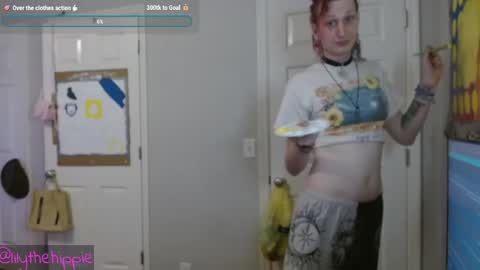 lilythehippie online show from April 28, 2:27 am