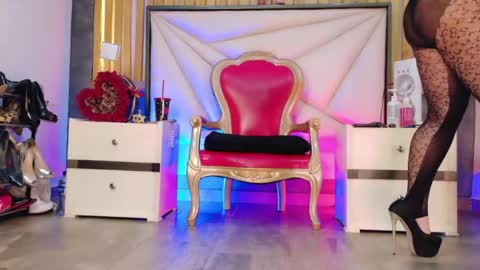 Lilly online show from April 29, 11:48 am