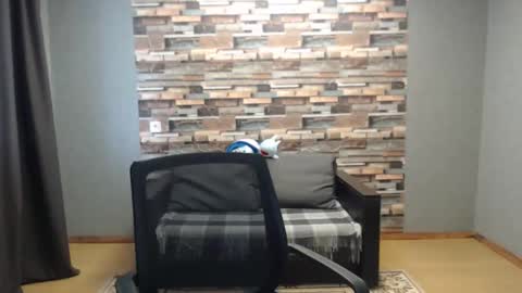 busty princess online show from November 2, 8:25 am