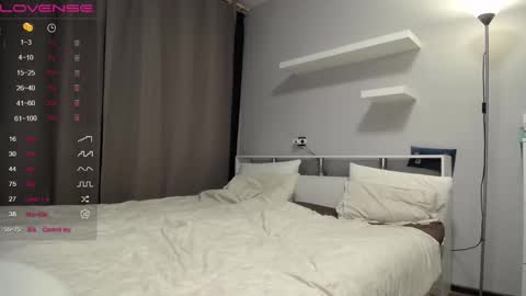 Lina online show from March 1, 9:59 pm