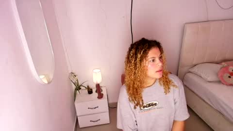lina_andr online show from July 16, 9:29 pm
