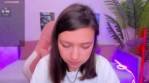 Snapshot of lina_brownie chatting on October 3, 2:43 am Lina online show from October 3, 2:43 am