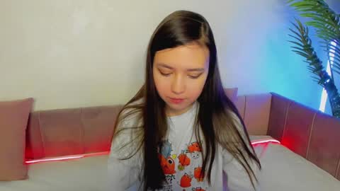 Snapshot of lina_brownie chatting on January 7, 2:42 am Lina online show from January 7, 2:42 am