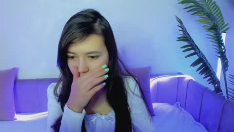 Snapshot of lina_brownie chatting on January 9, 2:01 am Lina online show from January 9, 2:01 am