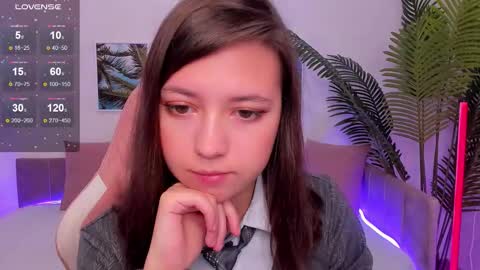 Snapshot of lina_brownie chatting on September 18, 3:10 am Lina online show from September 18, 3:10 am