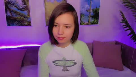 Snapshot of lina_brownie chatting on January 20, 5:37 am Lina online show from January 20, 5:37 am