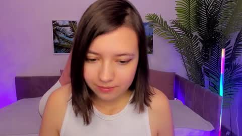 Snapshot of lina_brownie chatting on March 9, 5:33 am Lina online show from March 9, 5:33 am