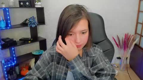 Snapshot of lina_brownie chatting on January 25, 6:12 am Lina online show from January 25, 6:12 am