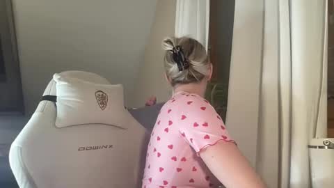 lina_frost online show from January 9, 8:58 pm