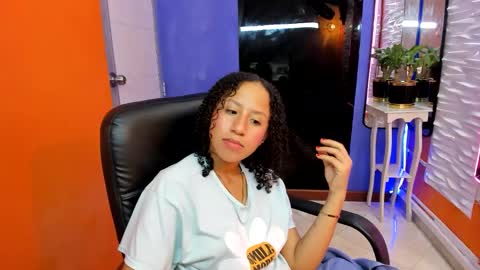 Snapshot of lina_kl chatting on September 13, 6:38 am lina_kl online show from September 13, 6:38 am