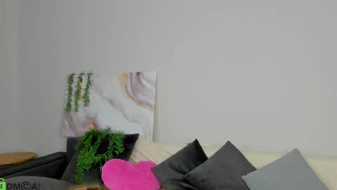 lina_massey online show from May 2, 1:44 am