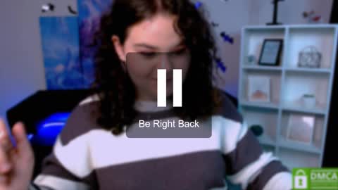 Lina online show from December 15, 1:43 pm