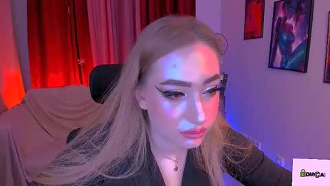 Lina online show from December 29, 11:50 pm