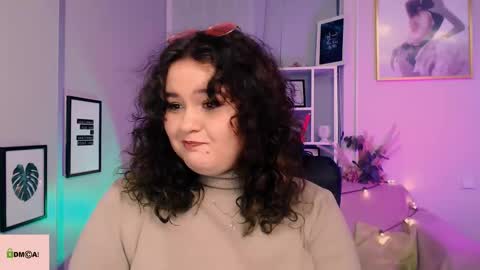 Lina online show from December 21, 10:50 am