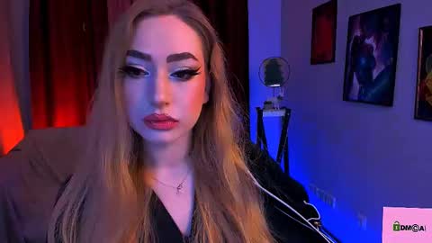 Lina online show from December 29, 8:37 pm