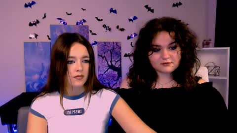 Lina online show from December 18, 1:56 pm