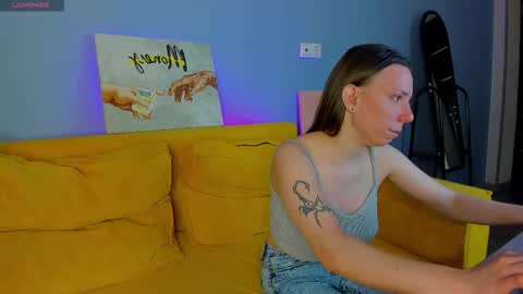 Lina online show from March 10, 3:22 am