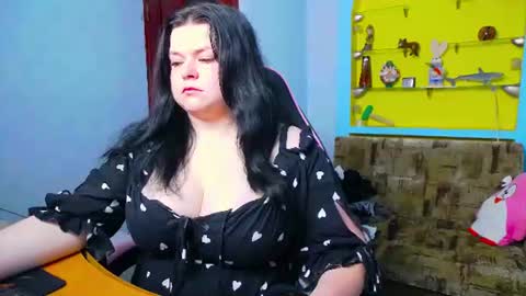 Lina online show from July 10, 6:29 am