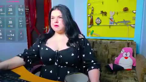 Lina online show from June 27, 7:03 am