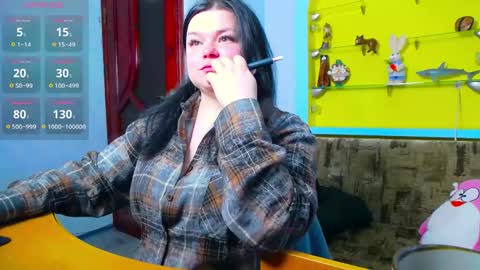 Lina online show from May 2, 6:30 am