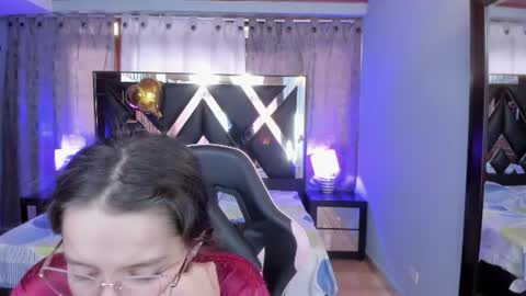  Linda  online show from June 21, 7:09 pm