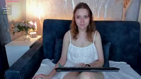 Linda  GMT2 Mon Tu Fri Sa Su  0300am-1000 am online show from July 14, 2:05 am