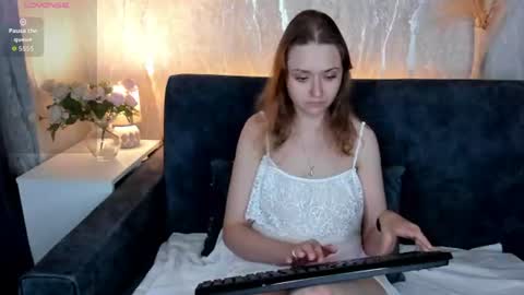 Linda  GMT2 Mon Tu Fri Sa Su  0300am-1000 am online show from July 19, 1:19 am