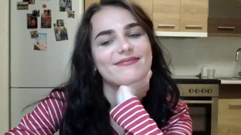 Linda online show from November 22, 8:07 pm