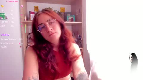 Giggles  online show from July 24, 3:42 pm