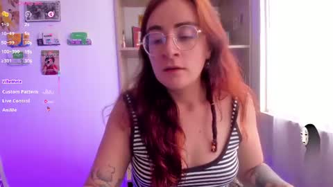 Giggles  online show from July 5, 9:55 pm