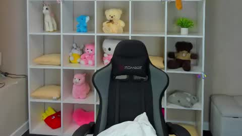 Linda online show from July 28, 3:21 pm