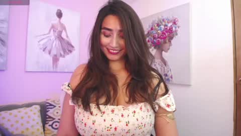 Maria Paula online show from March 4, 3:15 pm