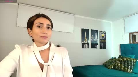 Maria Paula online show from July 14, 10:32 am