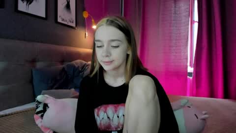 linda_zimmermann online show from July 18, 10:06 am