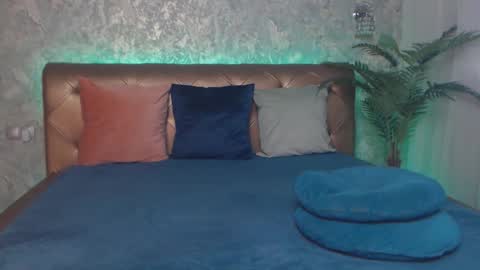 Linda online show from April 29, 4:28 am
