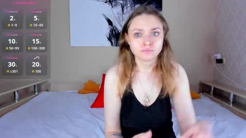 Linda online show from November 12, 9:44 am