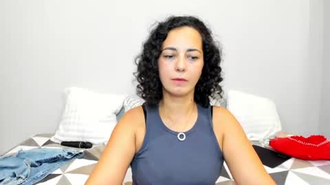 Linda online show from August 3, 2:24 am