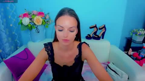 Linda online show from June 16, 3:54 am