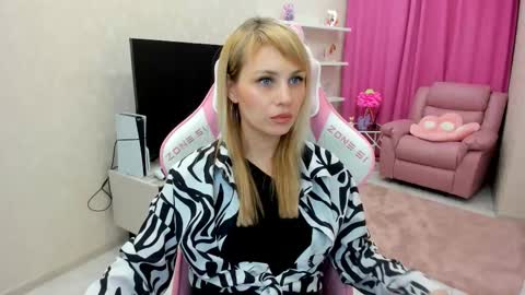 lindasandy online show from November 17, 10:07 am