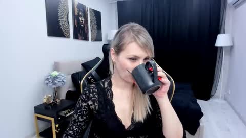 lindasandy online show from March 15, 7:56 am