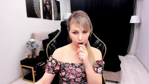 lindasandy online show from March 14, 7:45 am