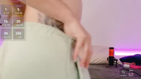 Linda  --  online show from June 28, 4:58 pm