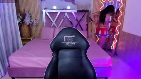 Linda  online show from June 14, 3:19 am