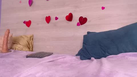 Linda online show from February 16, 3:47 am