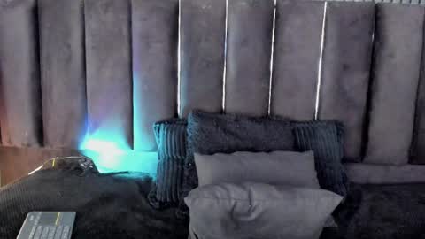 Linda online show from February 21, 10:26 pm